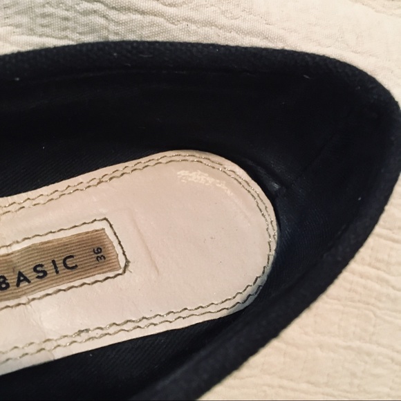 Zara | Leather Ballerinas with Bow Detail - Picture 5 of 6